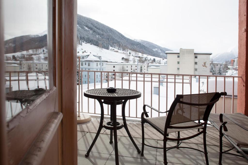 Hotel Ochsen By Mountain Hotels Davos Bagian luar foto