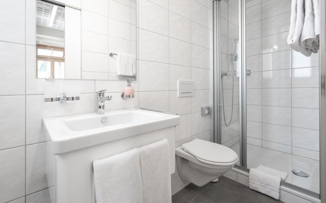 Hotel Ochsen By Mountain Hotels Davos Bagian luar foto